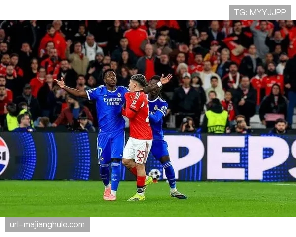 欧足联就欧冠比赛中出现的种族歧视事件对某俱乐部展开调查